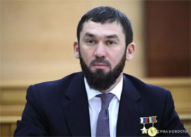 Mufti Sheikh Ravil Gainutdin congratulated M.Kh. Daudov on his confirmation as Chairman of the Government of the Chechen Republic